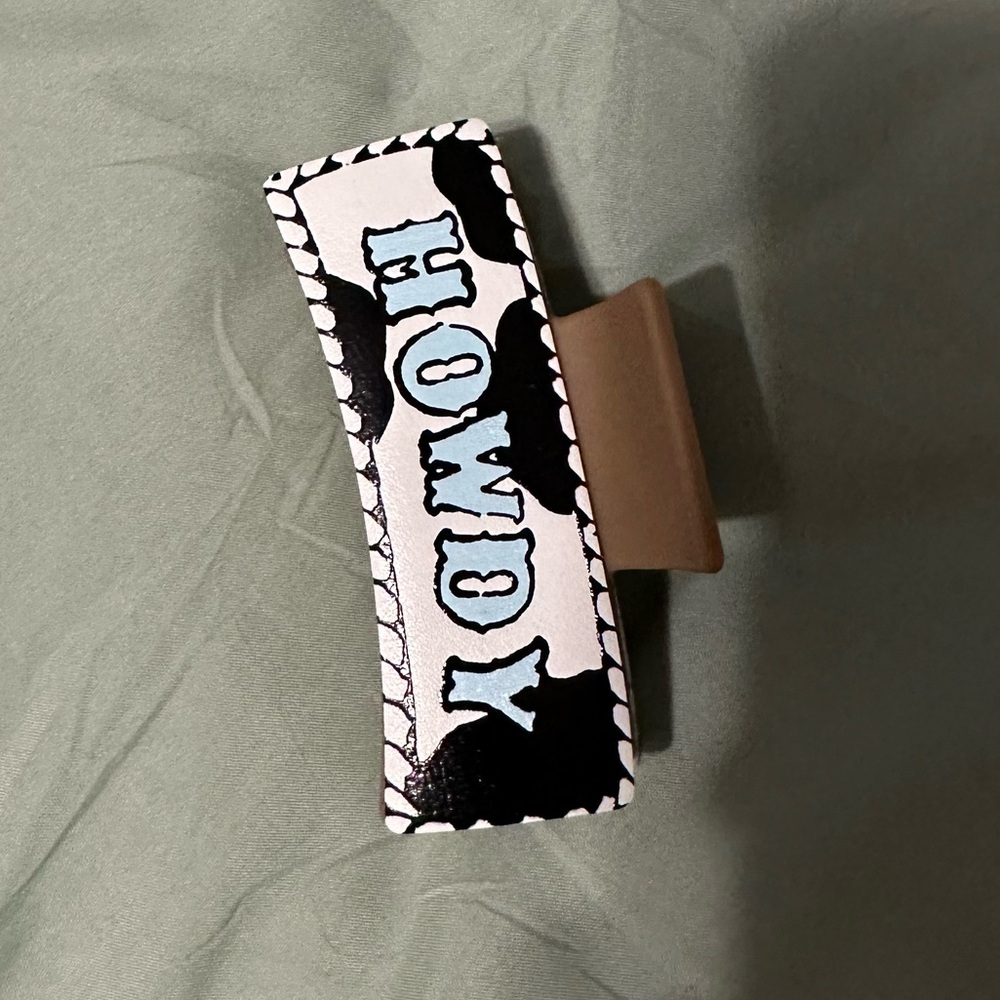 Black and White 'Howdy' Hair Clip